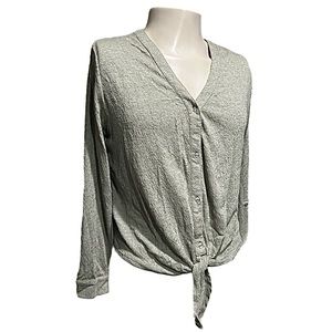 NWOT Women’s Marled Long Sleeve Button Down. Top w Knotted Front in Light Green